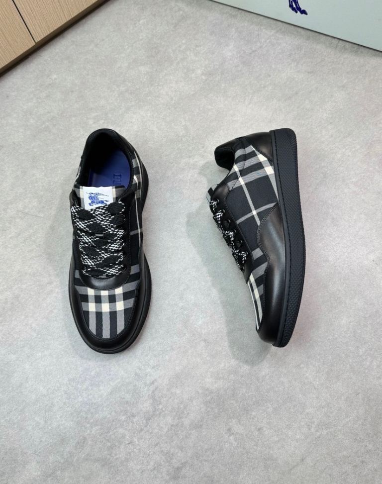 Burberry Black Checkered Casual Trainers - New