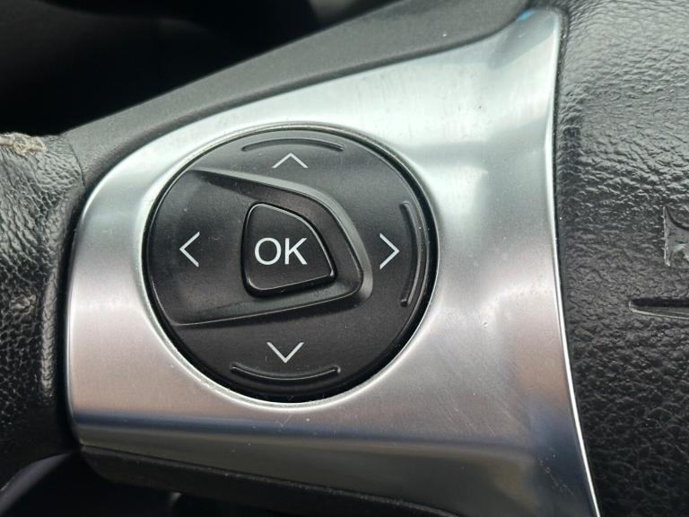 2014 Ford Kuga 2.0 TDCi 163 Titanium 5dr Powershift HATCHBACK Diesel Automatic