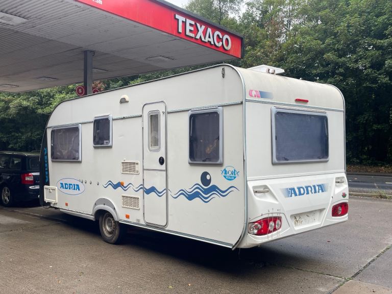 Caravan adria 2004 5 berth 