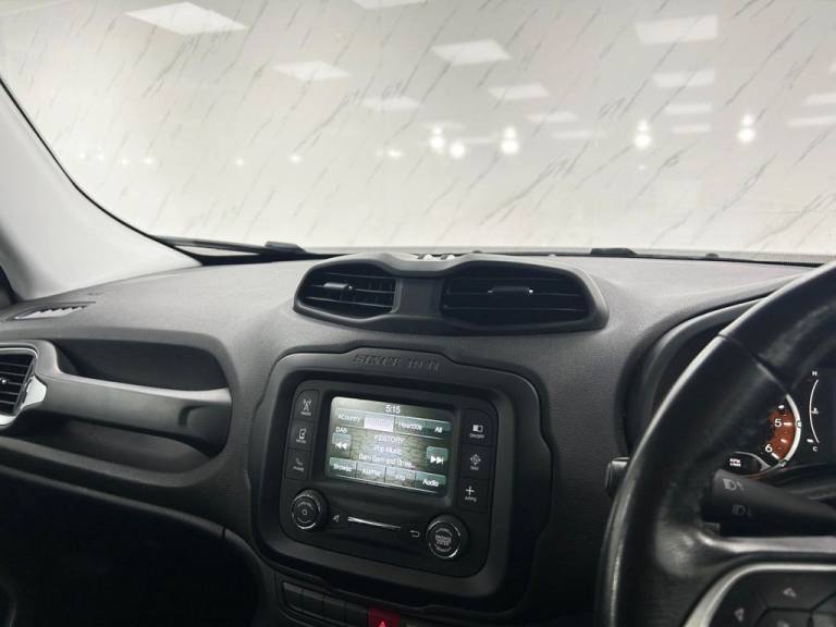2016 Jeep Renegade 1.6 MultiJetII Longitude SUV 5dr Diesel Manual Euro 6 (s/s) (120 ps) 1 FORM ES...