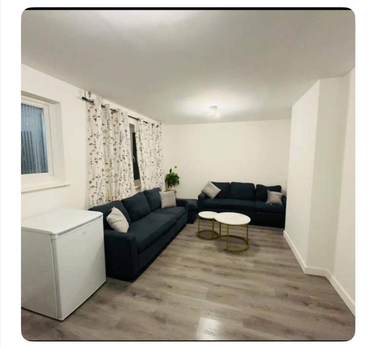 4 bedroom house avalaible for rent from 10th february