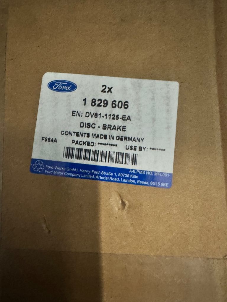 Ford Kuga front brake disc,s brand new