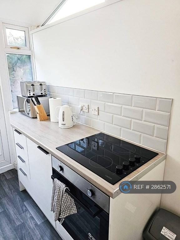 3 bedroom house in Kitchener Street, St. Helens, WA10 (3 bed) (#2862571)