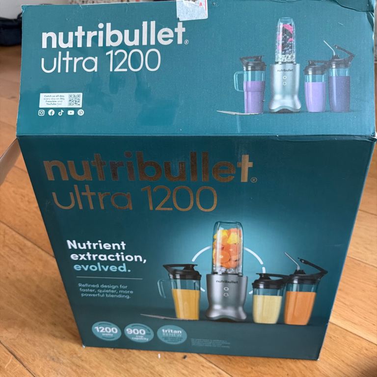 Nutribullet Ultra 1200 Blender with Multiple Cups and Lids