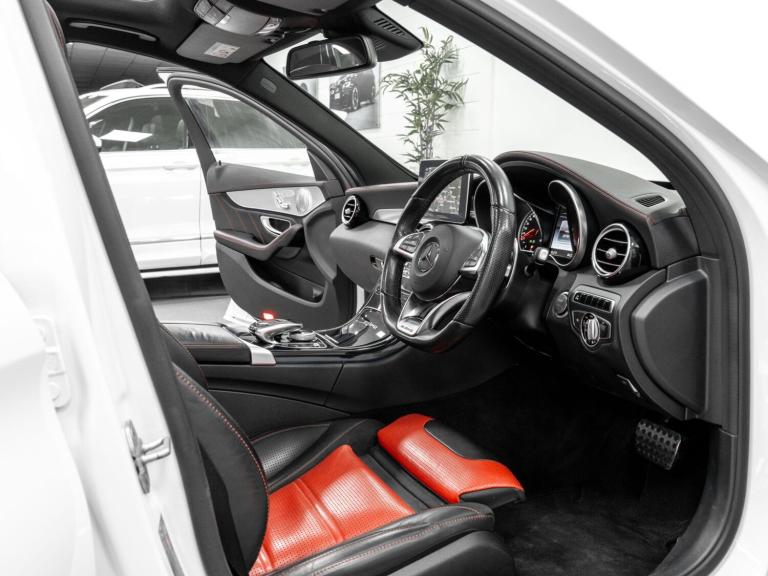 2015 Mercedes-Benz C Class 4.0 C63 V8 BiTurbo AMG (Premium) SpdS MCT Euro 6 (s/s) 4dr SALOON Petr...
