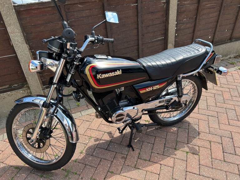 Kawasaki, KH, 1993, 124 (cc)