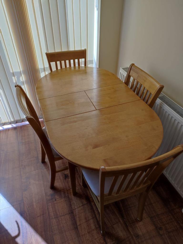Extendable Dining Table