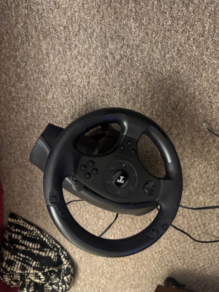 Thrustmaster T80 PS4/PC Racing Wheel & Pedals – Good Nick