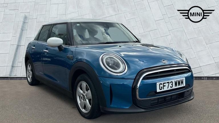  MINI Hatch 5-Door Hatch Cooper Classic Petrol Automatic