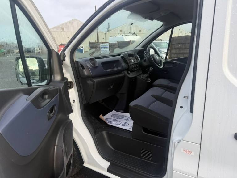 2016 Vauxhall Vivaro 1.6 CDTi 2900 ecoFLEX Panel Van 5dr Diesel Manual L2 H1 Euro 5 (s/s) (90 ps ...