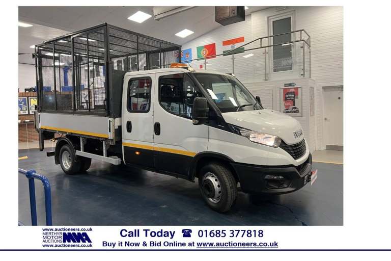 2019 Iveco Daily 70C16 3.0D 160PS 4100WB 7 SEAT CAGED TIPPER C/W TAIL LIFT. ----------------  Die...