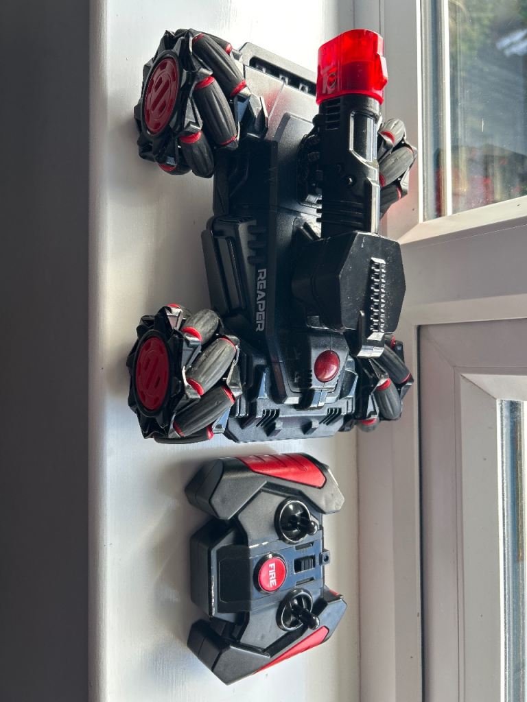 Pair of ‘tanks’ cars. 