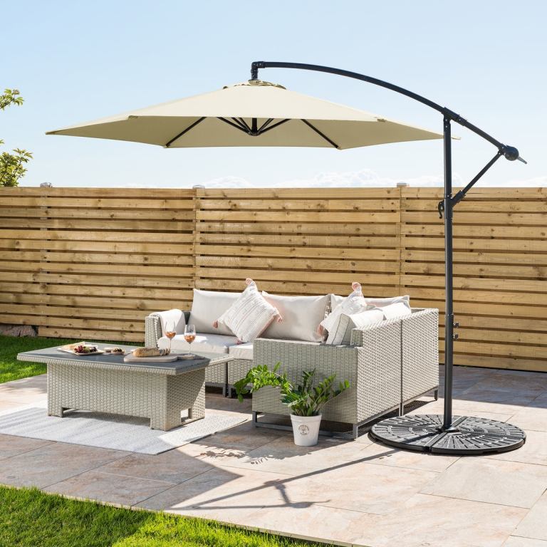 3 metre banana parasol 