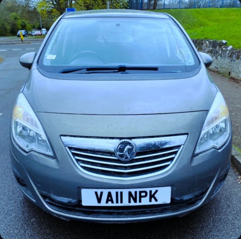 Meriva AUTOMATIC SUNROOF glass 10Month mot 