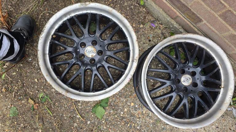 Deep dished Dotz alloys 5 stud mk4 golf 