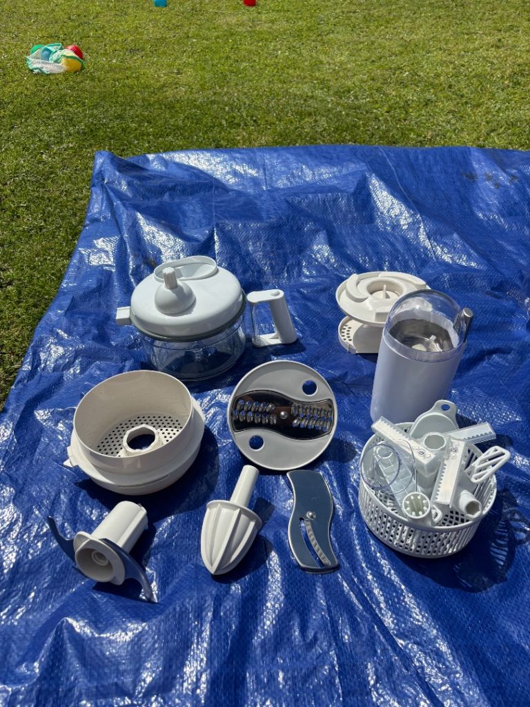 Kitchen Food Processor and Grater Set – White, Good Condition