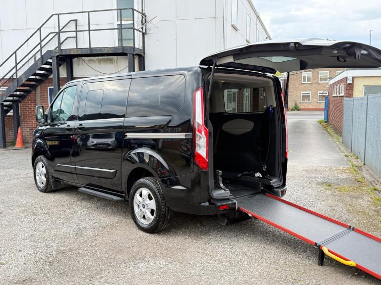 FORD TOURNEO CUSTOM Titanium WHEELCHAIR ACCESS VEHICLE WAV DISABLED