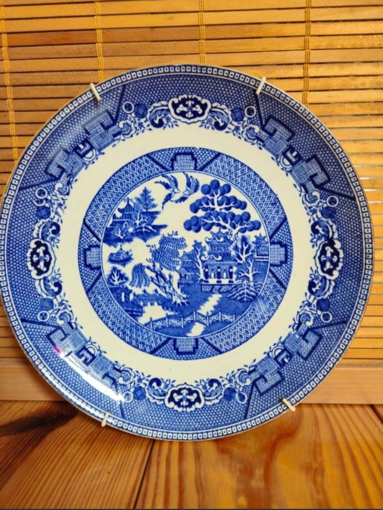 Vintage Arklow Collectable Cake plate