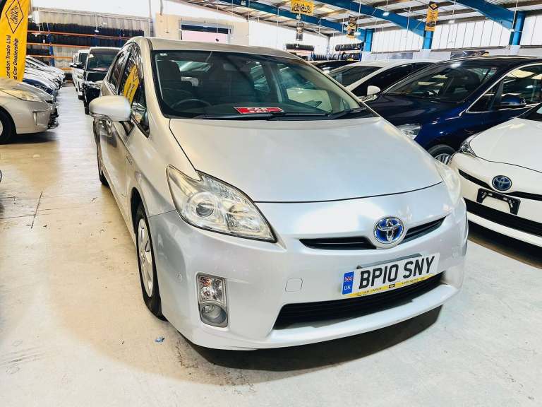 2010 Toyota Prius Toyota Prius  silver  2010 5 Seater  1.5L Hybrid Petrol .