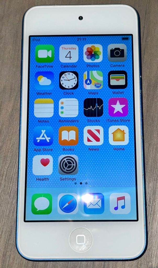 Apple iPod Touch 6th Gen 64GB – Blue, Good Condition