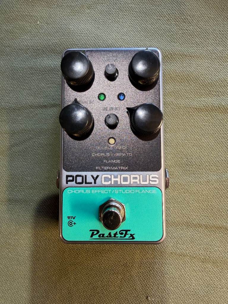 Past FX Polychorus pedal