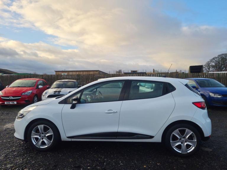 2014 Renault Clio 1.2 16V Dynamique MediaNav 5dr HATCHBACK PETROL Manual