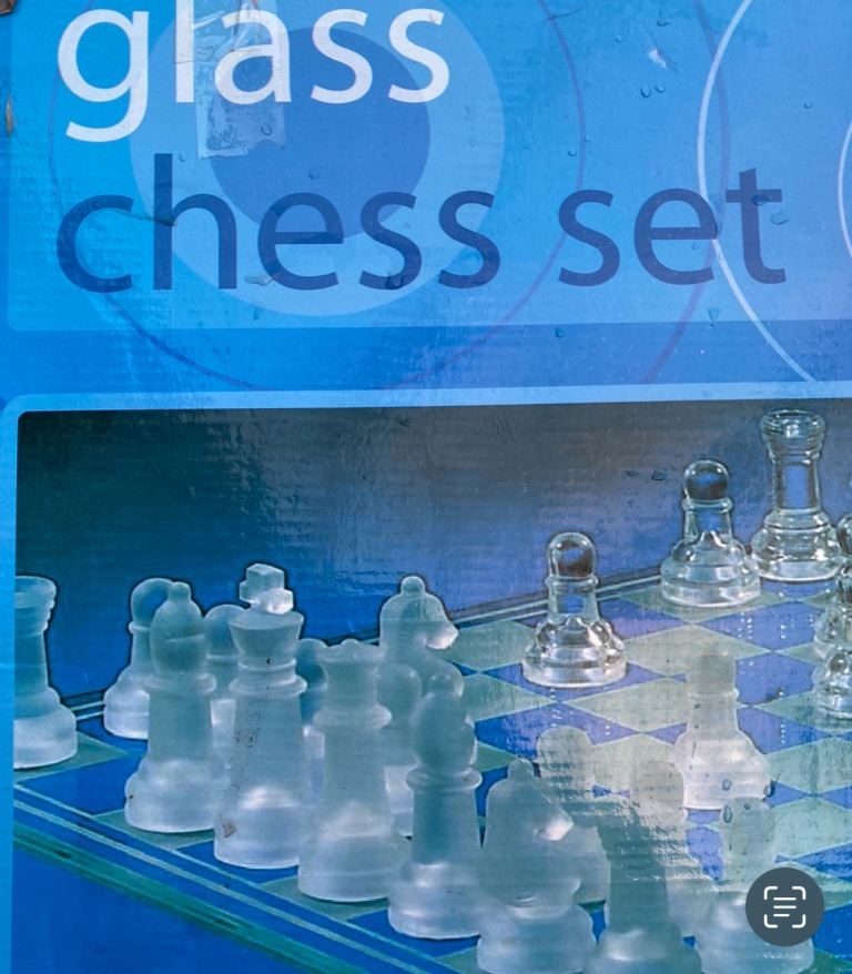 Glass chess set