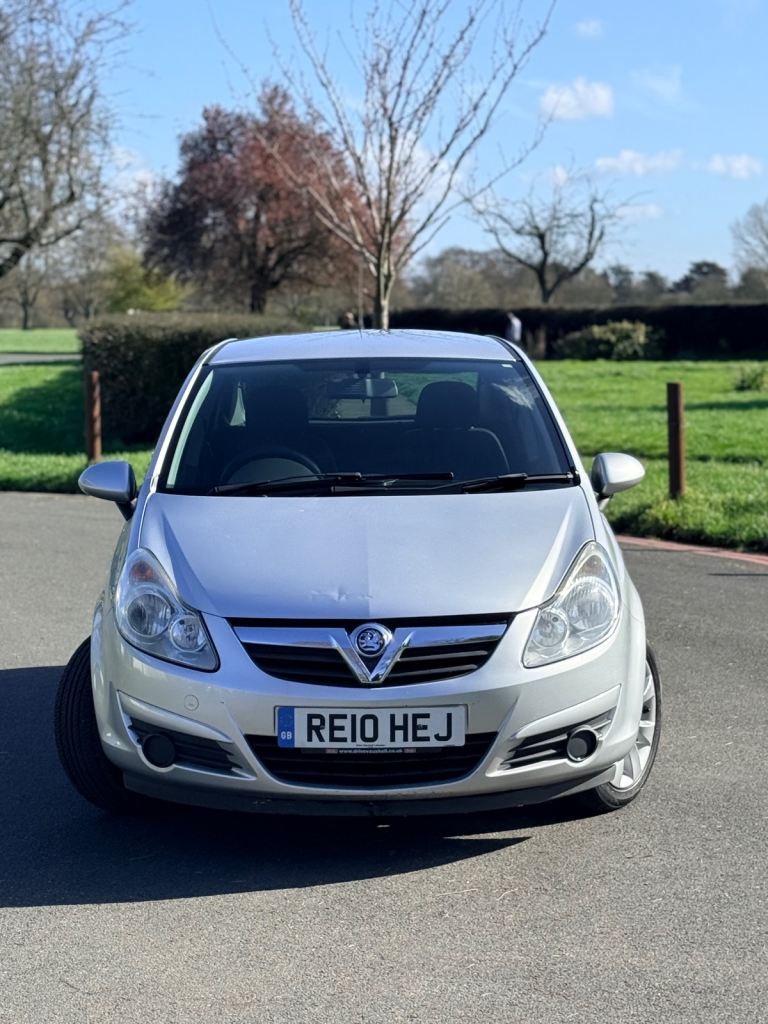 2010 Vauxhall Corsa Automatic 1.4L Petrol 66K Miles Full Service History 1YR NEW MOT  1 OWNER