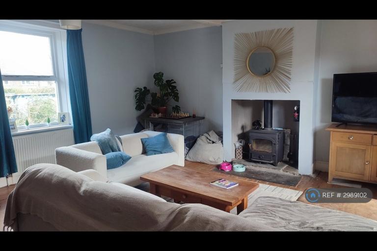 3 bedroom house in Market Walk, Marsden, HD7 (3 bed) (#2989102)