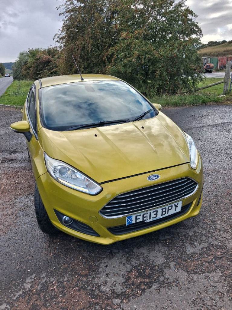 Ford, FIESTA, Hatchback, 2013, Manual, 1498 (cc), 5 doors