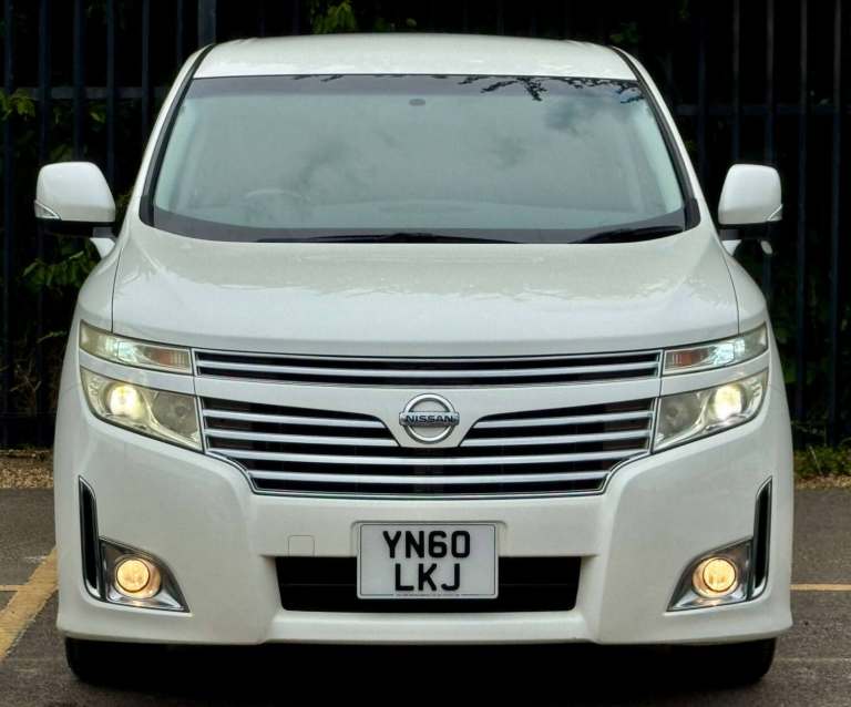 2010 Nissan Elgrand Highway Star MPV Petrol Automatic