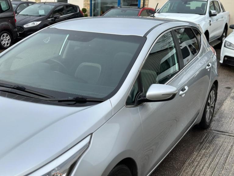 2016 Kia Ceed 1.6 CRDi ISG 3 5dr HATCHBACK DIESEL Manual