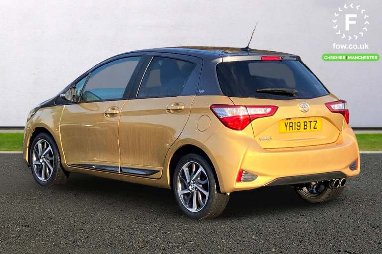2019 Toyota Yaris 1.5 VVT-i Y20 5dr [Bi-tone] Hatchback PETROL/ELECTRIC Manual