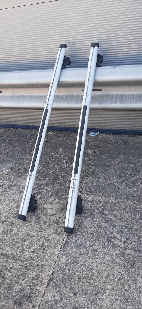 Thule roof bars