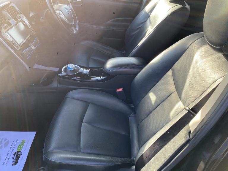 NISSAN LEAF 30kWh Tekna 2016