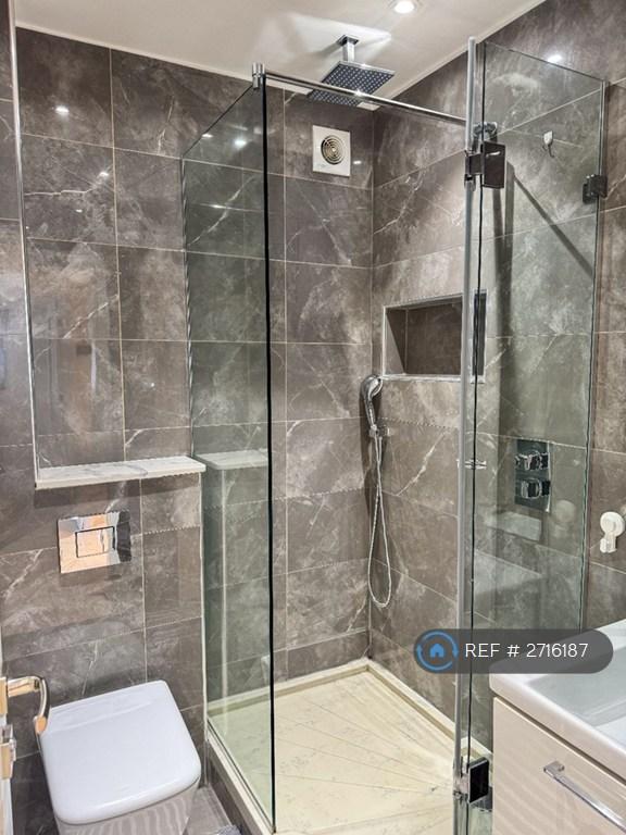 2 bedroom flat in Dudley Court, London, W1H (2 bed) (#2716187)