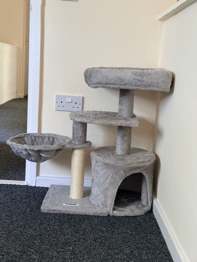 Cat Tree / Scratching Post for Kittens