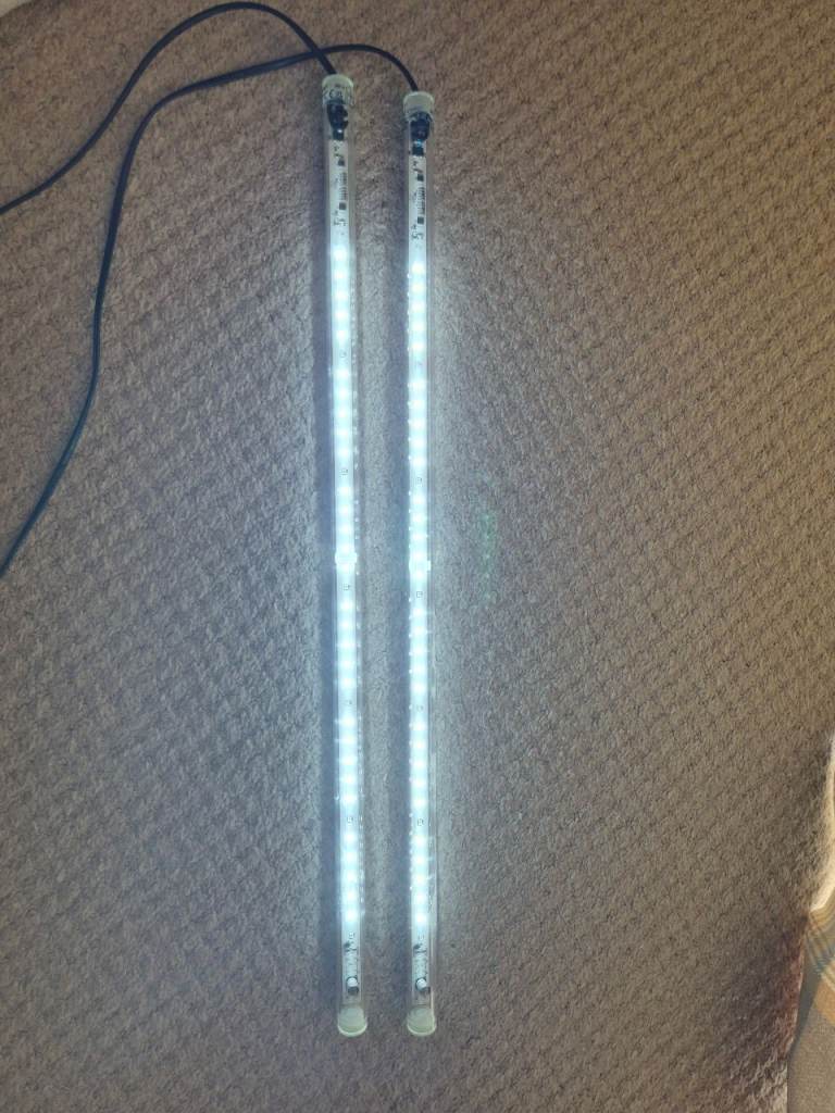 Aquarium lights