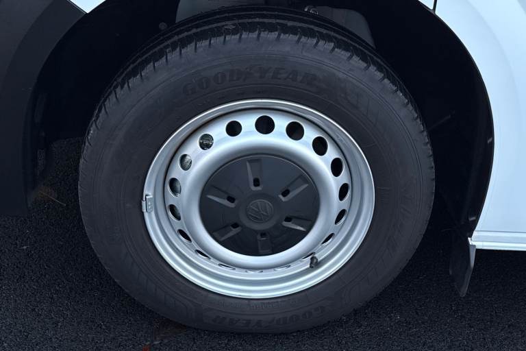 2025 Volkswagen Transporter 2.0 TDI 110 Commerce Plus Van Van DIESEL Manual