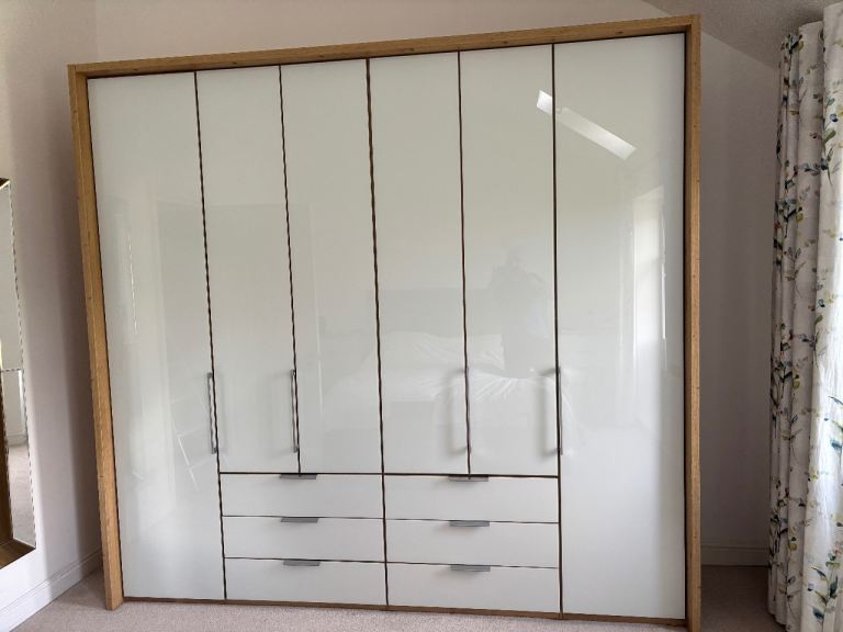 Large White Glass and Wood Wardrobe with Drawers - Wiemann – Good Condition