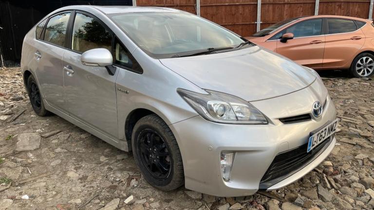 2019 Toyota Prius HYBRID 1.8L hatchback Hybrid Electric Automatic