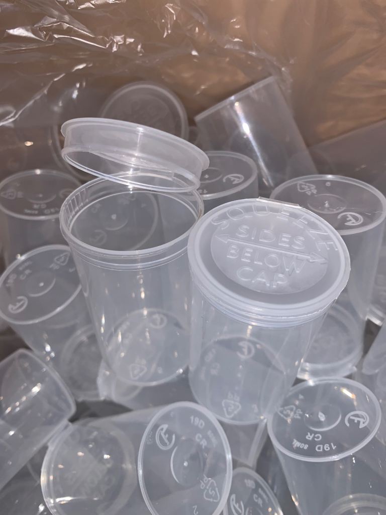 Pop top squeeze container 