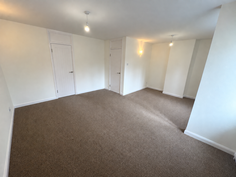 2 bedroom flat in 2 Bedroom Flat – Aeroville, Colindale, London NW9