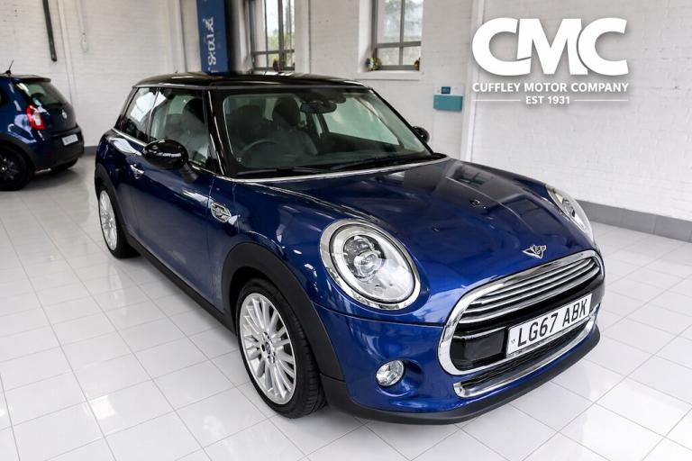 2017 MINI Hatch 1.5 Cooper Hatchback 3dr Petrol Auto Euro 6 (s/s) (136 ps) Hatchback Petrol Autom...