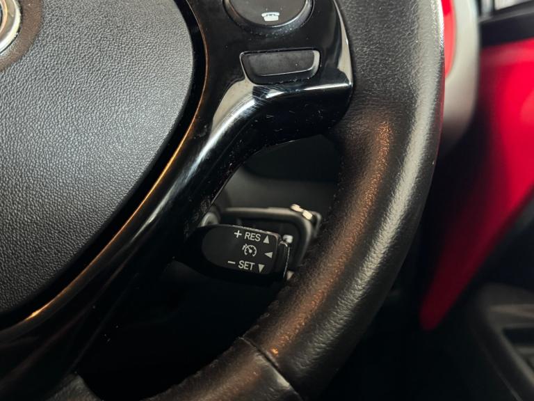 2019 Toyota AYGO 1.0 VVT-i x-play Euro 6 5dr HATCHBACK Petrol Manual