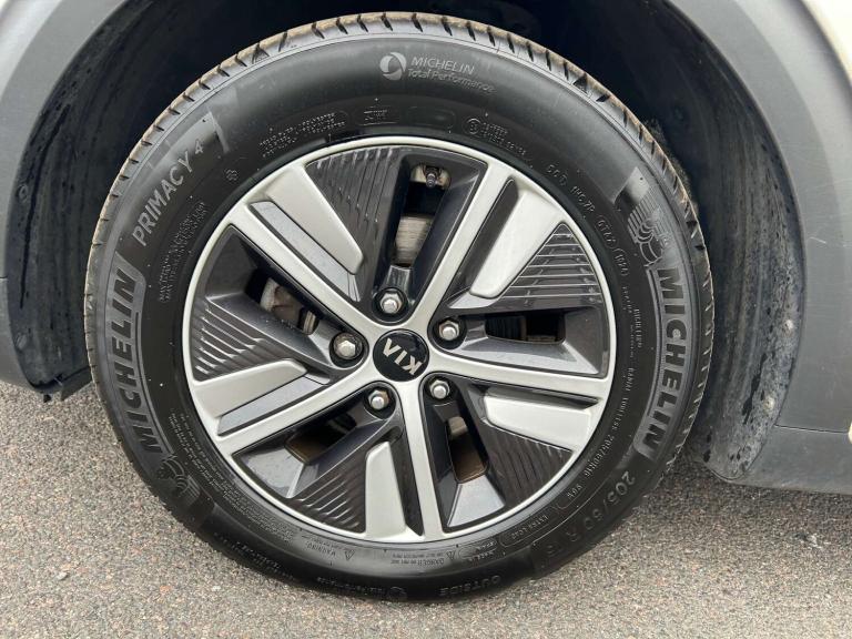 2020 Kia Niro 1.6 Niro 3 PHEV Semi-Auto 5dr SUV Hybrid Automatic