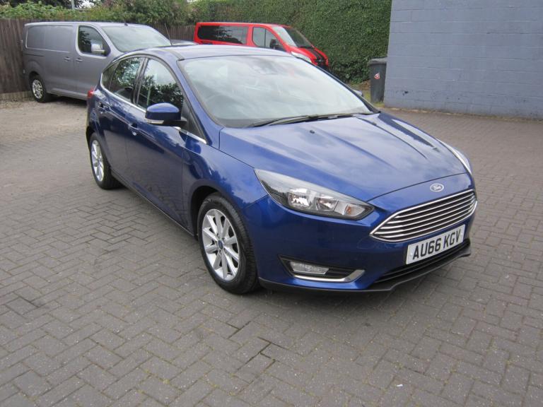 2017 Ford Focus 1.0 EcoBoost Titanium 5dr HATCHBACK Petrol Manual