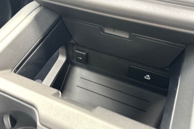 2025 Land Rover Defender 110 4.4 P635 V8 MHEV OCTA Auto 4WD Euro 6 (s/s) 5dr SUV Automatic