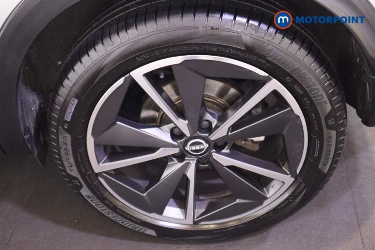 2022 Nissan Qashqai 1.3 DiG-T MH 158 Tekna 5dr Xtronic SUV Petrol Automatic