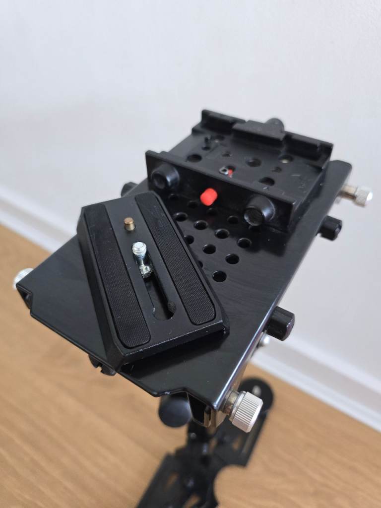 Manfrotto 577 Quick Release Adapter with Sliding Plate